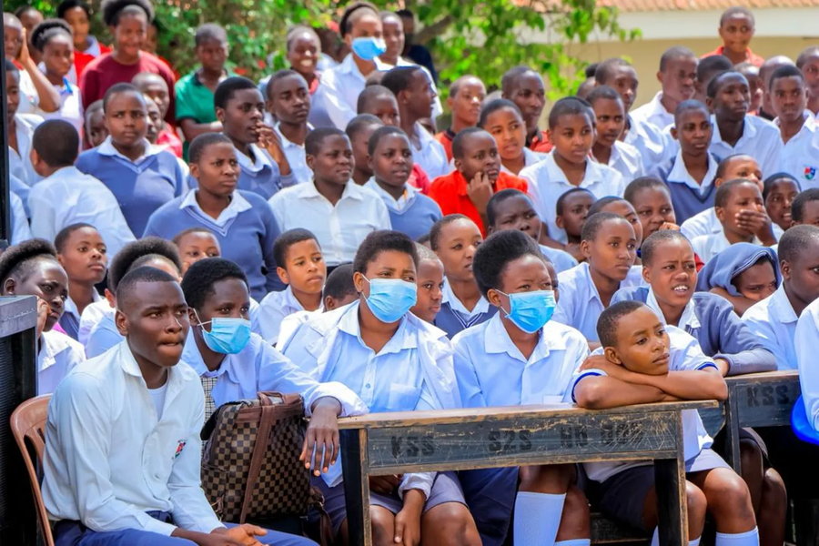 Students of Kashenyi Secondary School